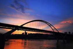 重庆长江大桥爆料视频最新,现场视频曝光！