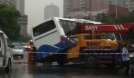 石家庄吊车爆料案件最新,真相揭秘，疑云重重